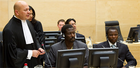 Left to right: Karim Khan, Defence Counsel for Mr Banda and Mr Jerbo©ICC-CPI/Toussaint Kluiters/Gauche à droite : Karim Khan, conseil de défense pour M. Banda et M. Jerbo©ICC-CPI/Toussaint Kluiters