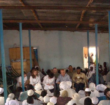 The Registrar meets with refugees at the Farchana camp in Chad. © Photo ICC-CPI