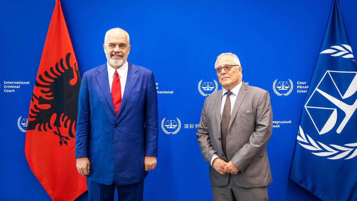 The Prime Minister of Albania H.E. Edi Rama and ICC President Judge Piotr Hofmański, at the seat of the Court on 4 July 2022 ©ICC-CPI 