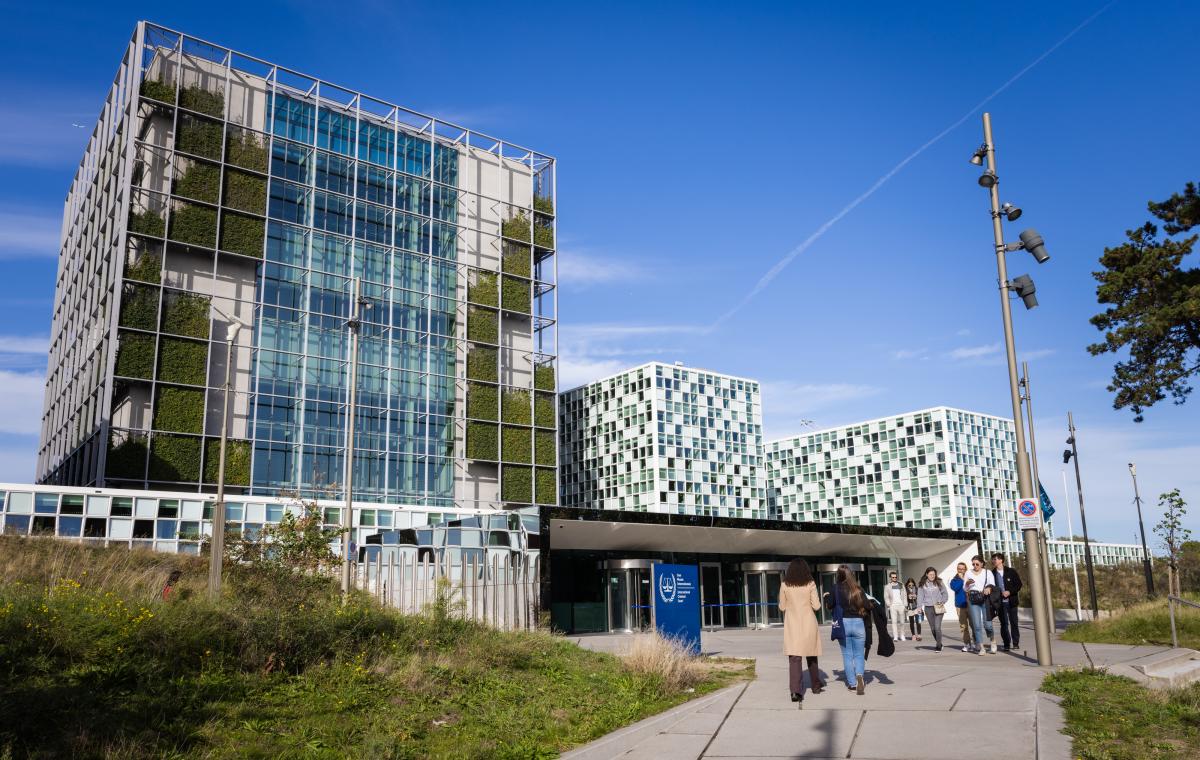 Visitors arriving at the ICC headquarters in The Hague (Netherlands), on The Hague’s Just Peace Open Day on Sunday, 16 October 2022 © ICC-CPI