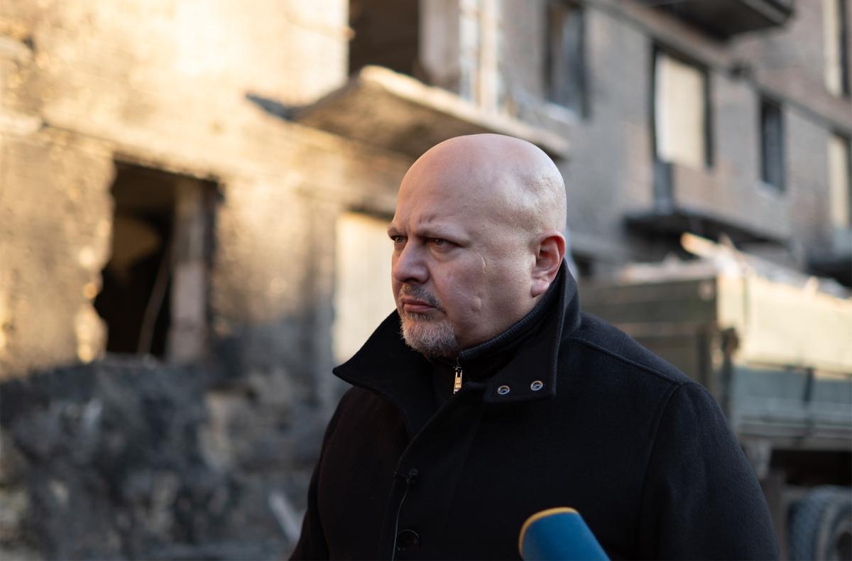 Statement by Prosecutor Karim A.A. Khan KC on the issuance of arrest warrants in the Situation in Ukraine 