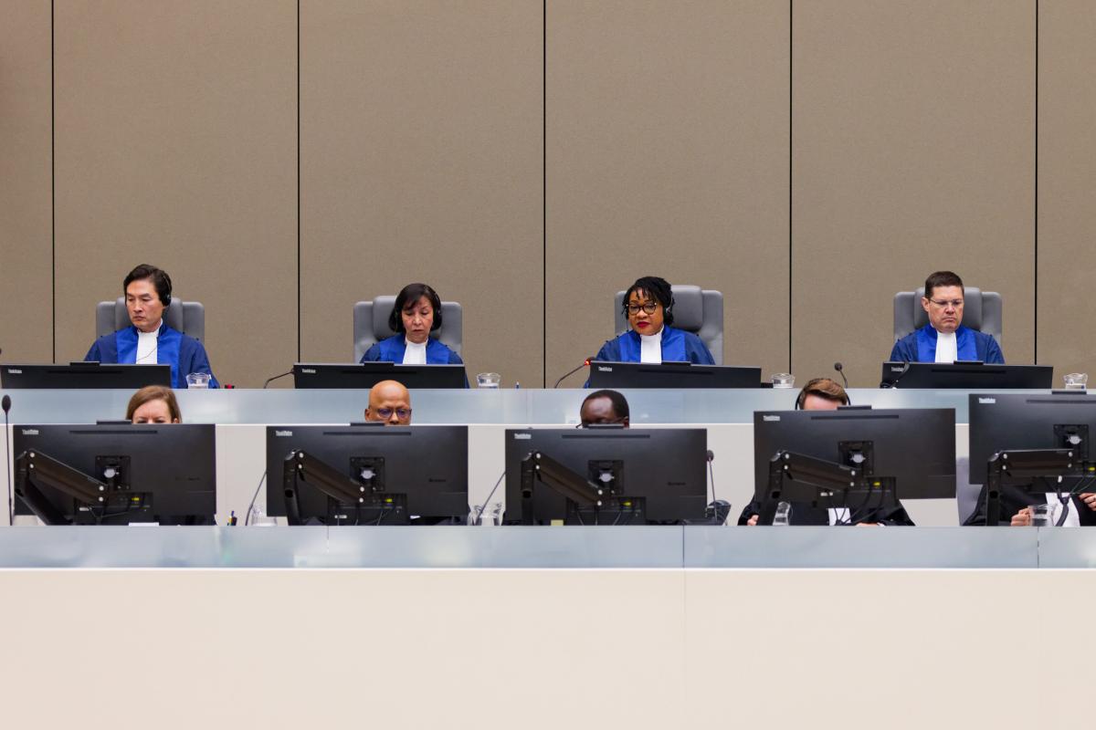 La Chambre de première instance VI de la Cour pénale internationale lors de l'audience tenue le 23 septembre 2026 ©ICC-CPI